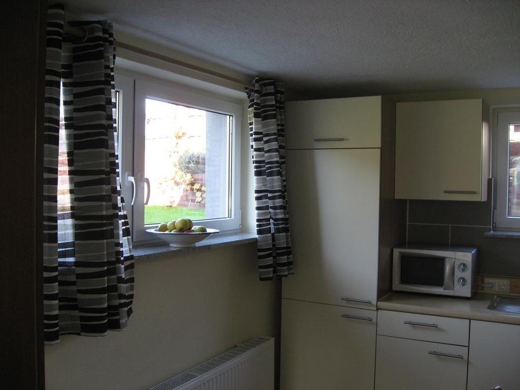 Ferienwohnung Jena-Zoellnitz Zollnitz Pokój zdjęcie